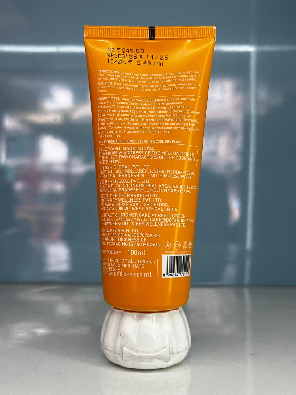 Dot & Key Vitamin C+E Super Face Wash