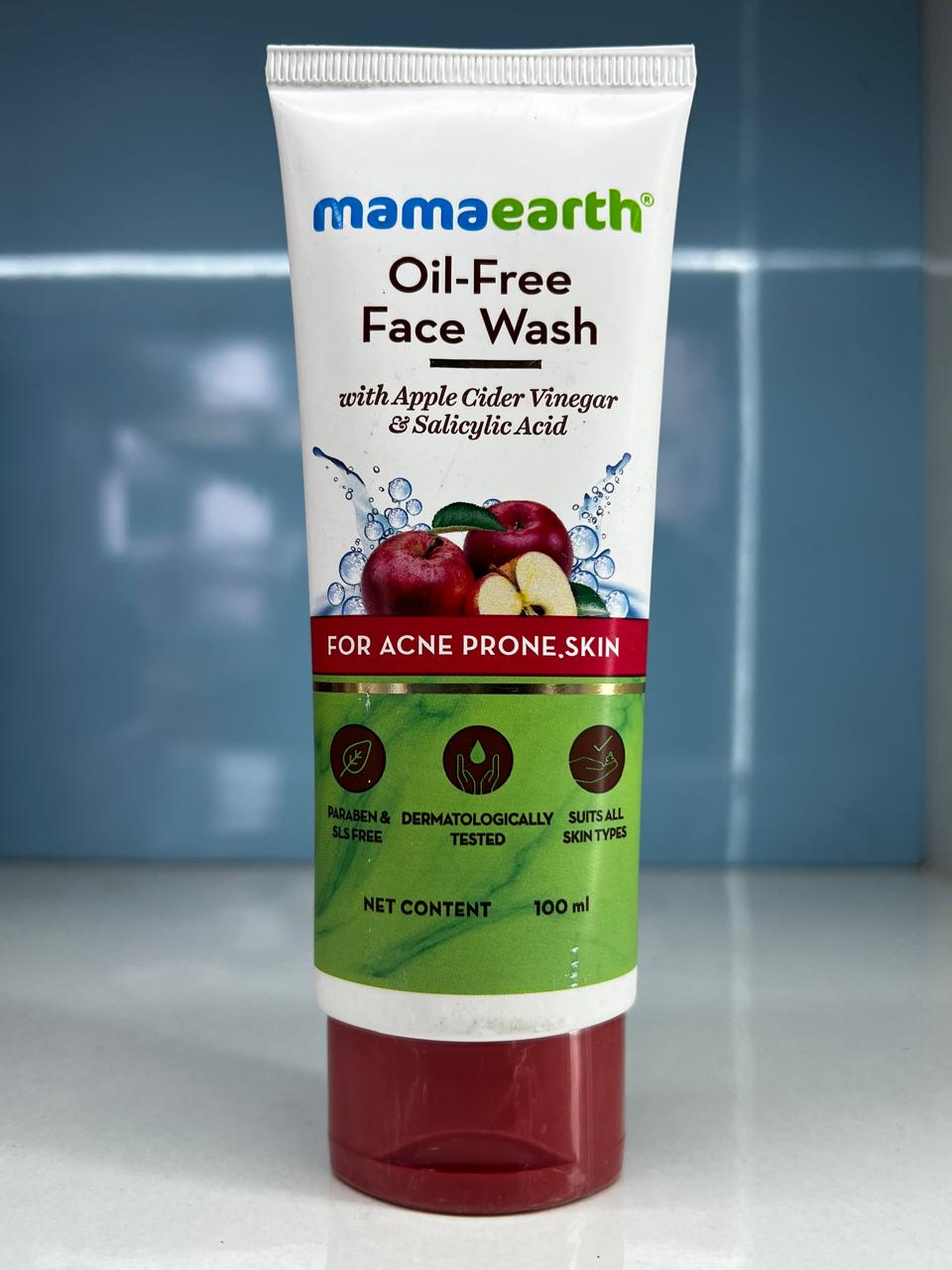 Mamaearth Oil-Free Face Wash