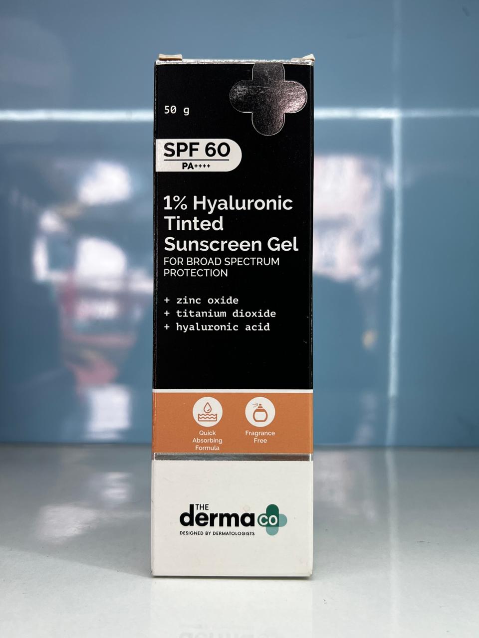 Derma Co SPF60 1% Hyaluronic Tinted Sunscreen Gel