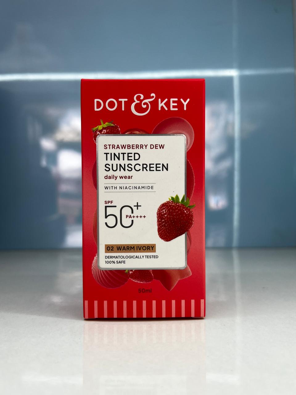 Dot & Key Strawberry Dew Tinted Sunscreen SPF50+ PA++++